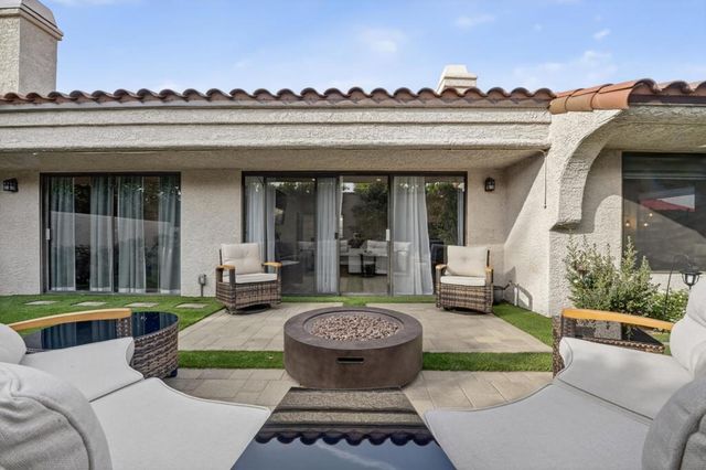 48119 Calle Seranas, La Quinta, CA 92253