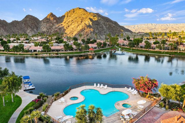 48119 Calle Seranas, La Quinta, CA 92253