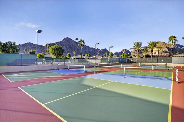 48119 Calle Seranas, La Quinta, CA 92253