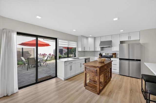 48119 Calle Seranas, La Quinta, CA 92253