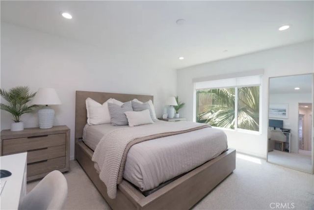 2866 N Glassell, Orange, CA 92865