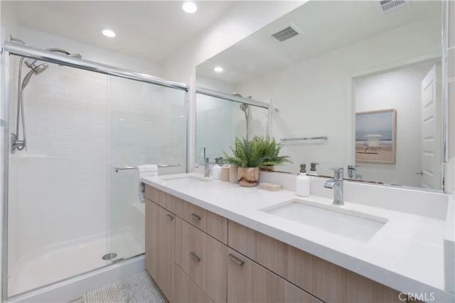 2866 N Glassell, Orange, CA 92865