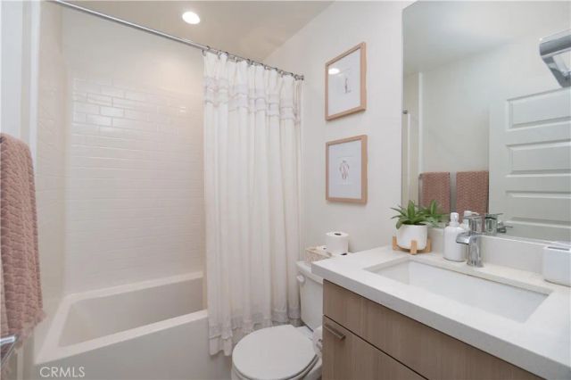 2866 N Glassell, Orange, CA 92865