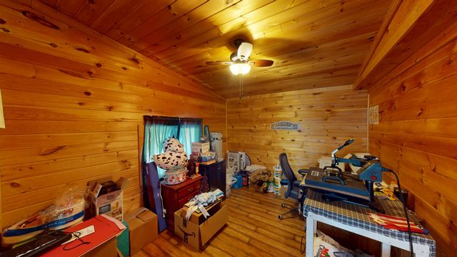 1262 Tom Garrison Road, Evensville, TN 37332