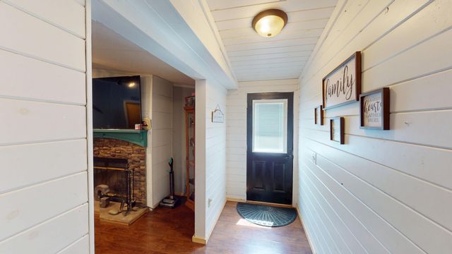 1262 Tom Garrison Road, Evensville, TN 37332