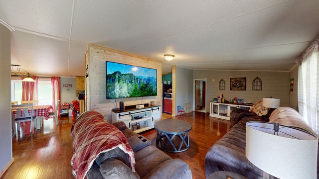 1262 Tom Garrison Road, Evensville, TN 37332