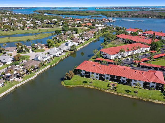 6081 SE Landing Way 6, Stuart, FL 34997