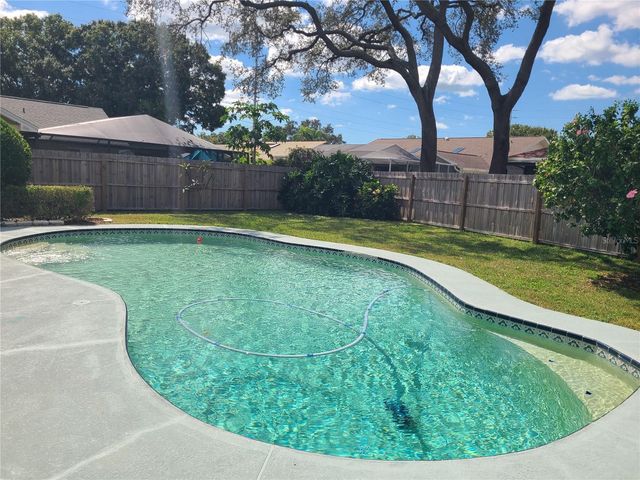 760 MOORLAND LANE, Palm Harbor, FL 34683
