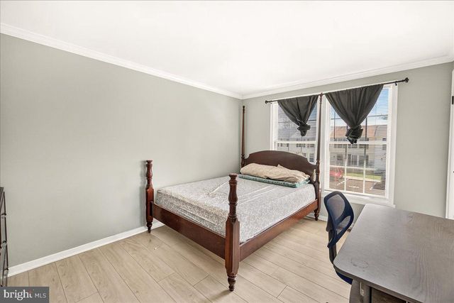 1525 IRIS CT, Hagerstown, MD 21740