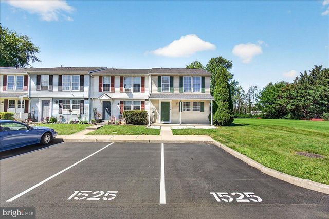 1525 IRIS CT, Hagerstown, MD 21740