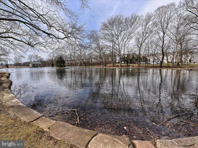 1525 IRIS CT, Hagerstown, MD 21740