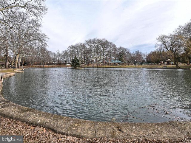 1525 IRIS CT, Hagerstown, MD 21740