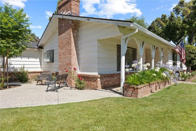 1094 Manzanita Avenue, Chico, CA 95926