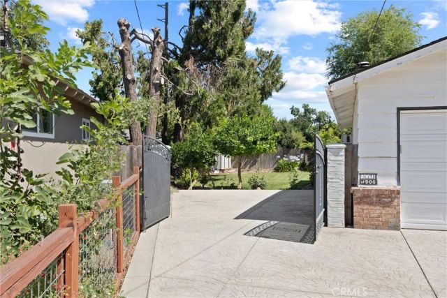 1094 Manzanita Avenue, Chico, CA 95926