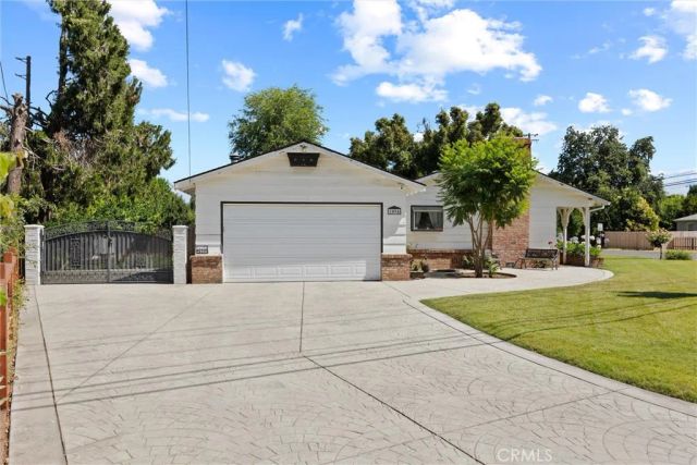 1094 Manzanita Avenue, Chico, CA 95926