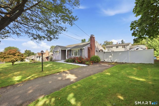 14 Gordon Avenue, Enfield, CT 06082