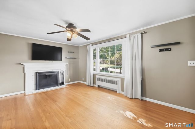 14 Gordon Avenue, Enfield, CT 06082