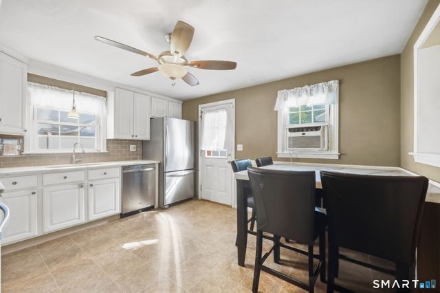 14 Gordon Avenue, Enfield, CT 06082