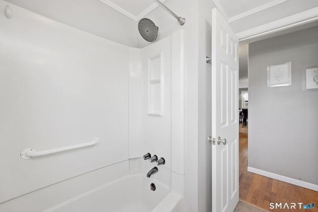 14 Gordon Avenue, Enfield, CT 06082