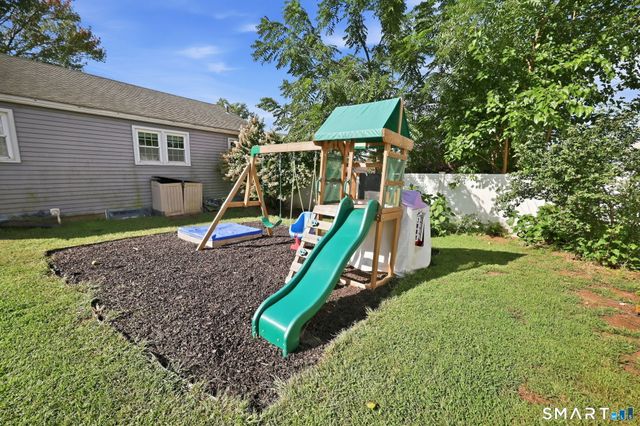 14 Gordon Avenue, Enfield, CT 06082