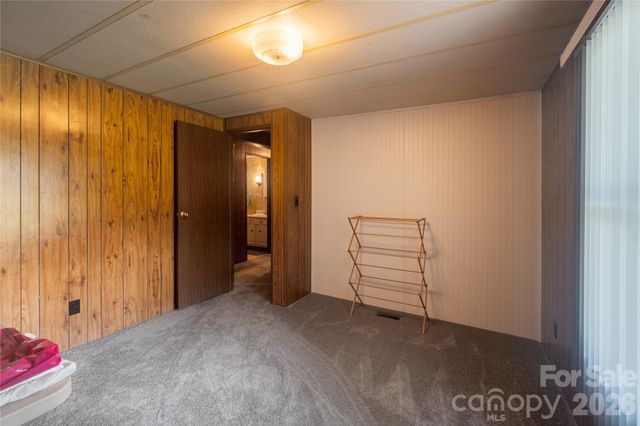 9606 Walkers Ferry Road, Charlotte, NC 28214
