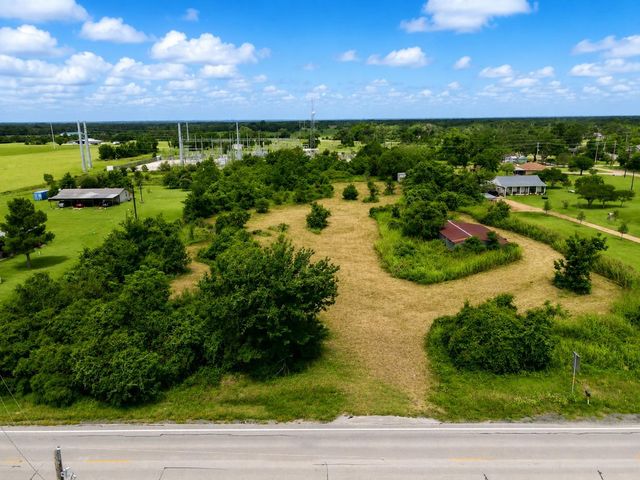 24823 Fm 1887, Hempstead, TX 77445