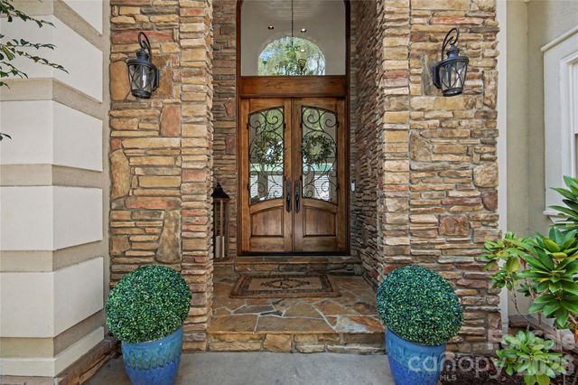 21300 Blakely Shores Drive, Cornelius, NC 28031