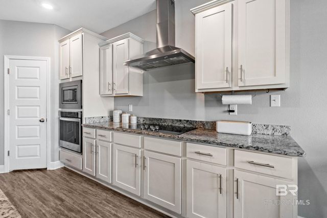 24815 Spectacular Bid Loop, Daphne, AL 36526