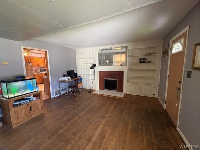 1225 North Military Road, Niagara Falls, NY 14304