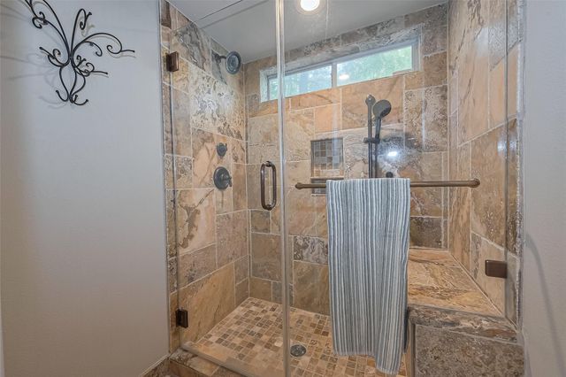 26 Spiceberry Place, The Woodlands, TX 77382