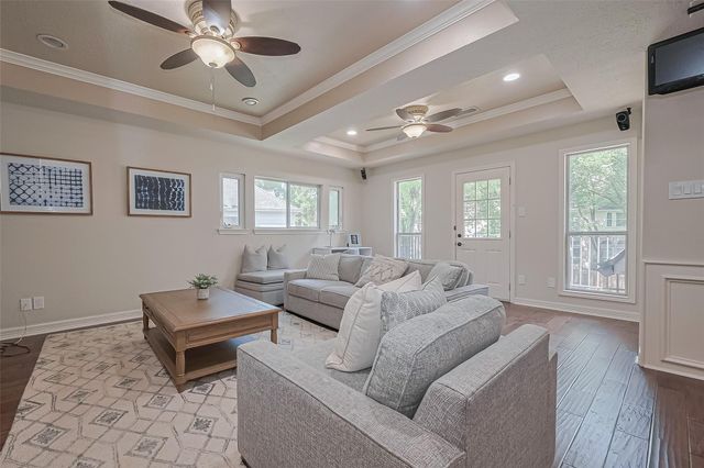 26 Spiceberry Place, The Woodlands, TX 77382