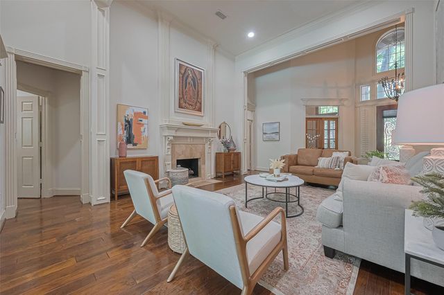 26 Spiceberry Place, The Woodlands, TX 77382