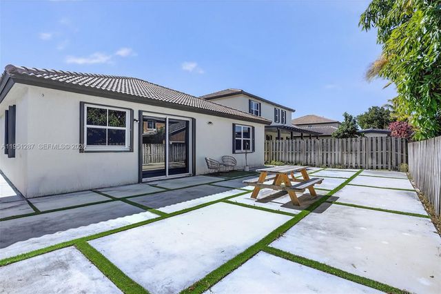 11943 SW 253rd St, Homestead, FL 33032