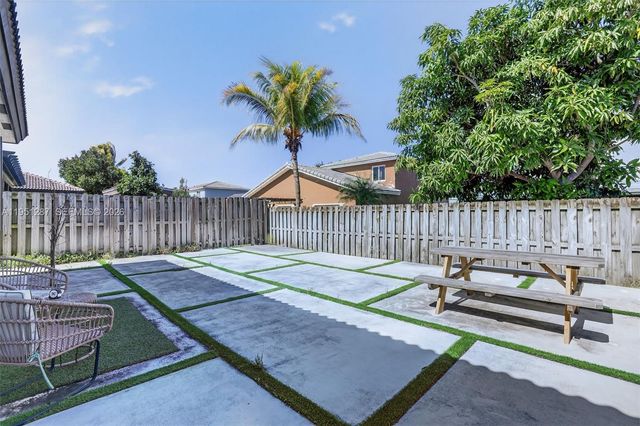 11943 SW 253rd St, Homestead, FL 33032