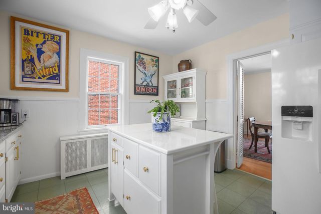 1500 AUGUSTINE AVE, Fredericksburg, VA 22401