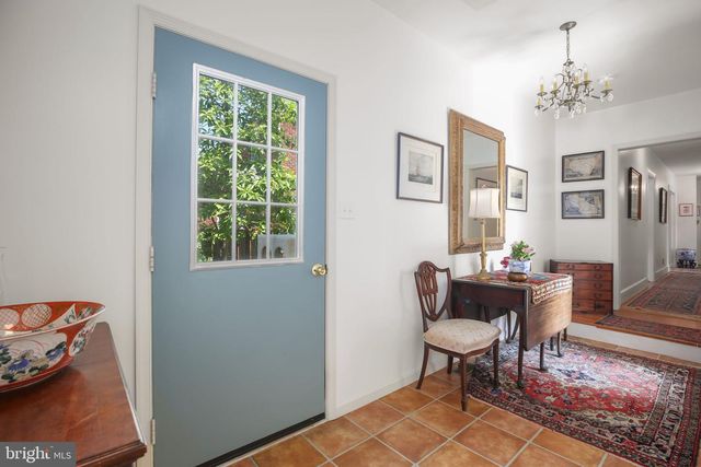 1500 AUGUSTINE AVE, Fredericksburg, VA 22401