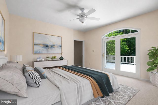 1500 AUGUSTINE AVE, Fredericksburg, VA 22401