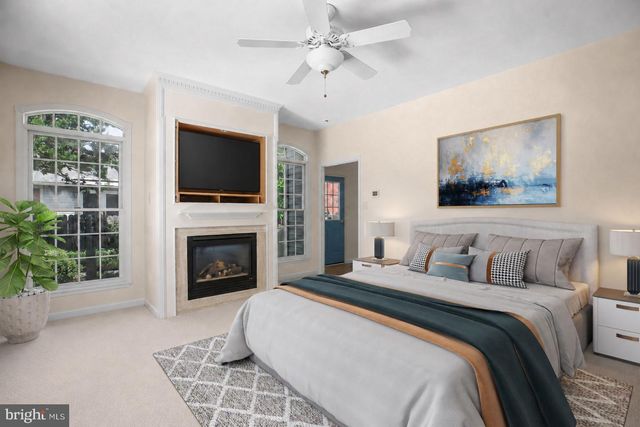 1500 AUGUSTINE AVE, Fredericksburg, VA 22401