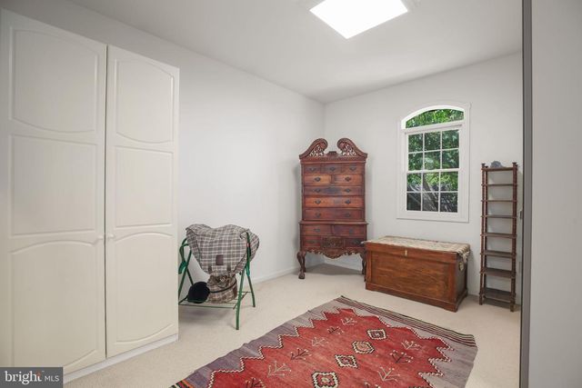 1500 AUGUSTINE AVE, Fredericksburg, VA 22401