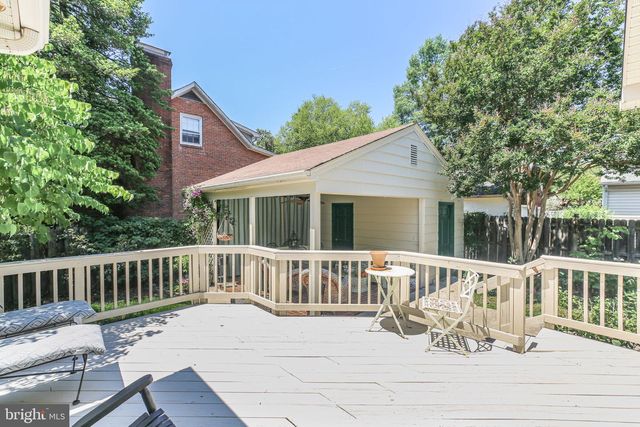 1500 AUGUSTINE AVE, Fredericksburg, VA 22401