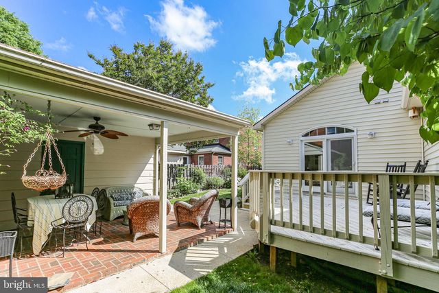 1500 AUGUSTINE AVE, Fredericksburg, VA 22401