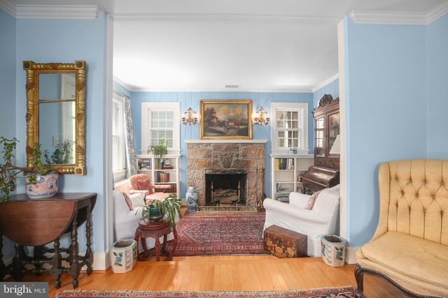 1500 AUGUSTINE AVE, Fredericksburg, VA 22401