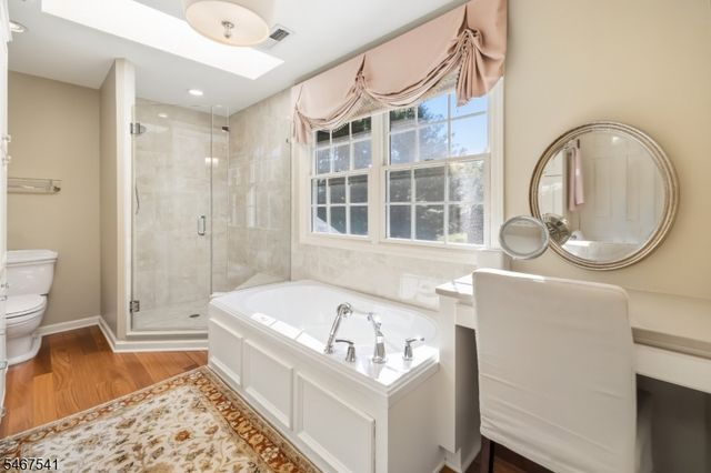 11 Ewing Dr, Raritan Twp., NJ 08822