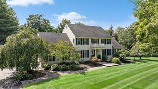 11 Ewing Dr, Raritan Twp., NJ 08822