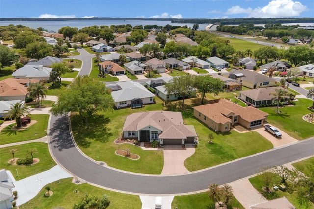 6071 SAILBOAT AVENUE, Tavares, FL 32778