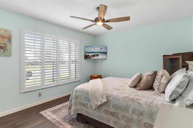 6071 SAILBOAT AVENUE, Tavares, FL 32778