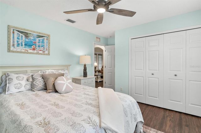 6071 SAILBOAT AVENUE, Tavares, FL 32778