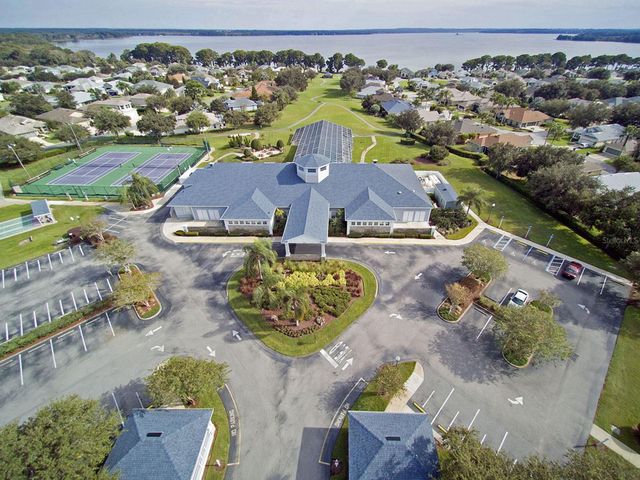 6071 SAILBOAT AVENUE, Tavares, FL 32778