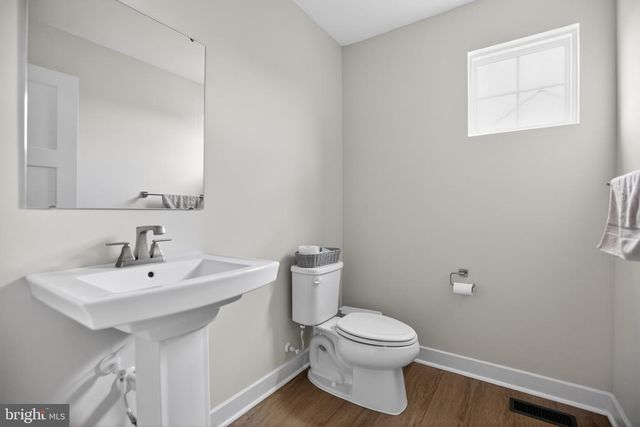 7979 INTERNATIONAL DR, Warrenton, VA 20187