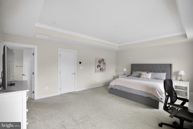 7979 INTERNATIONAL DR, Warrenton, VA 20187